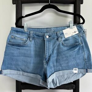 Arizona- Jean shorts mid rise shortie 2.5” inseam
